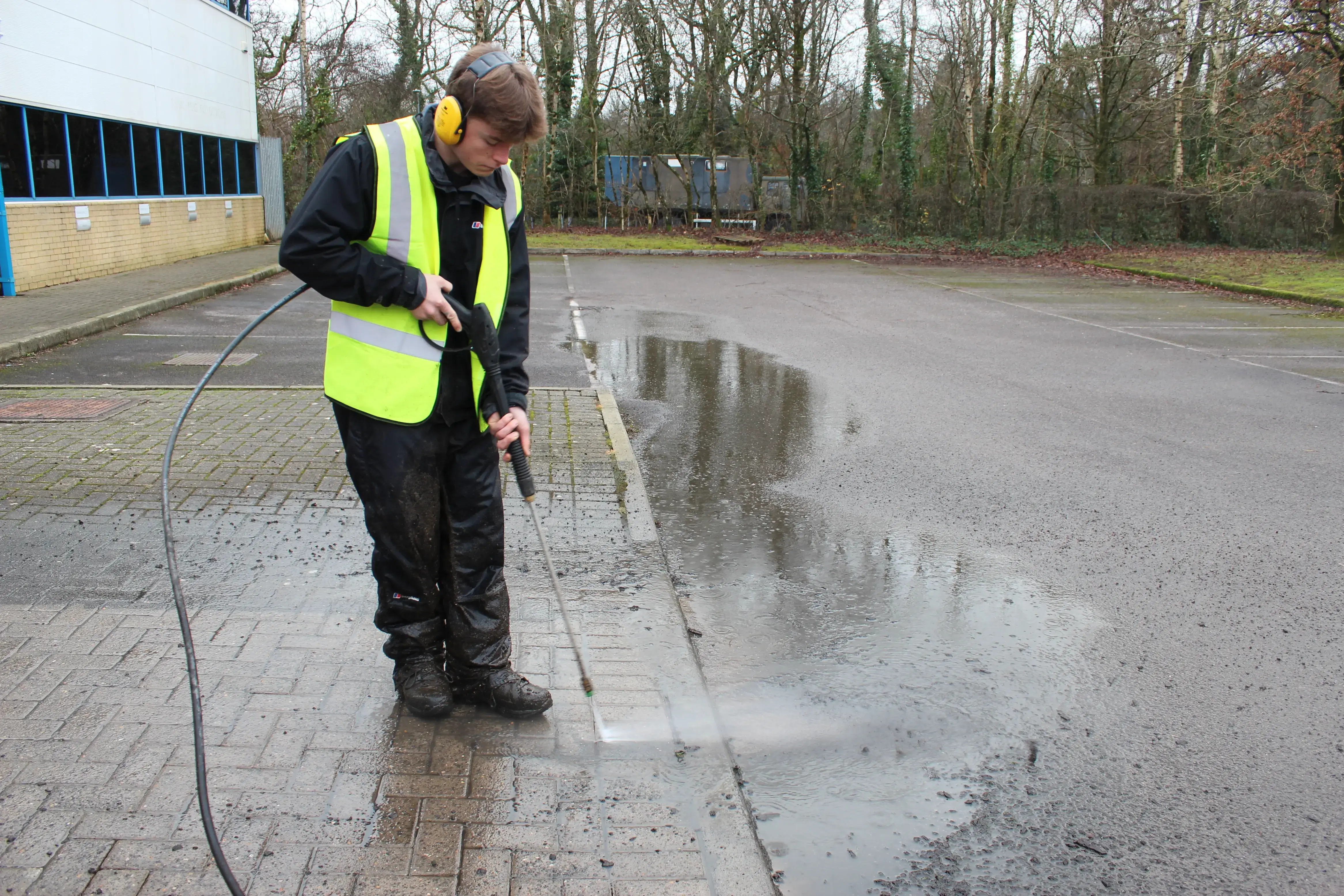 mclays pressure wash image 5